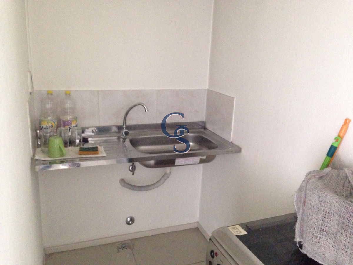 Local Comercial ID.296660 - Alquiler anual contrato a 3 años 