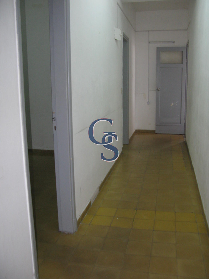 Local Comercial ID.297453 - Excelente ubicación