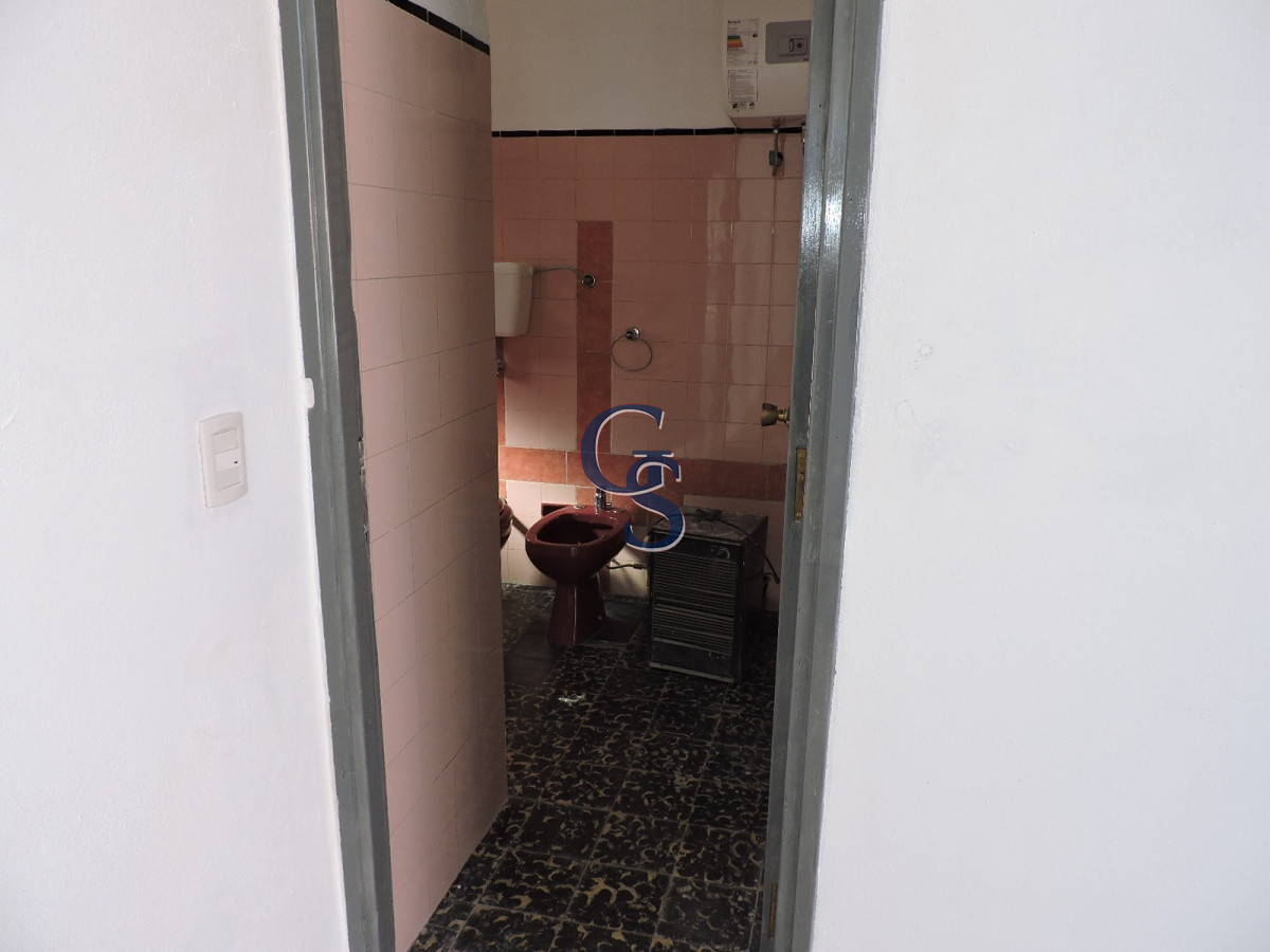 Local Comercial ID.296802 - LOCAL COMERCIAL ESQUINERO