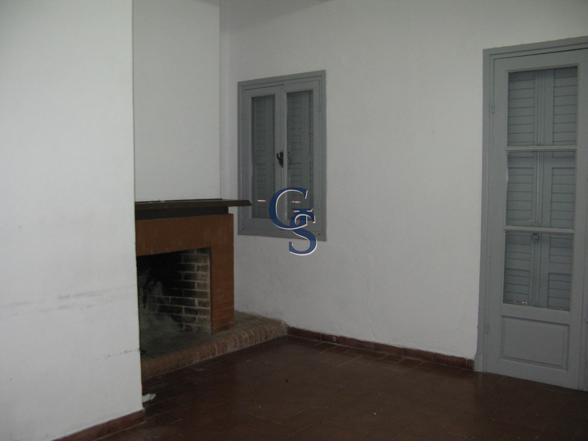 Local Comercial ID.297453 - Excelente ubicación