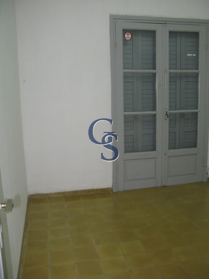 Local Comercial ID.297453 - Excelente ubicación