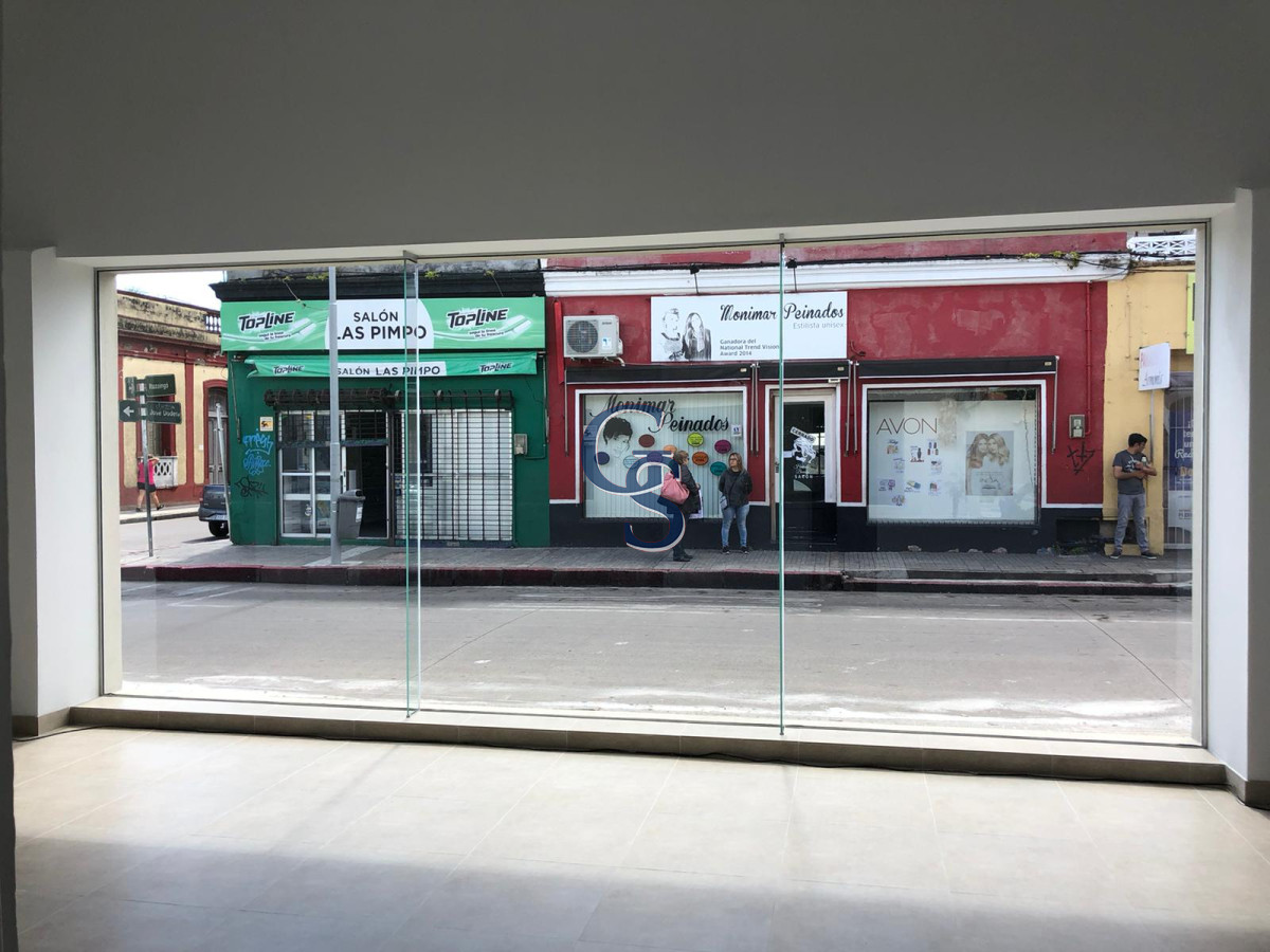 Local Comercial ID.298142 - Local reciclado en centro de Maldonado