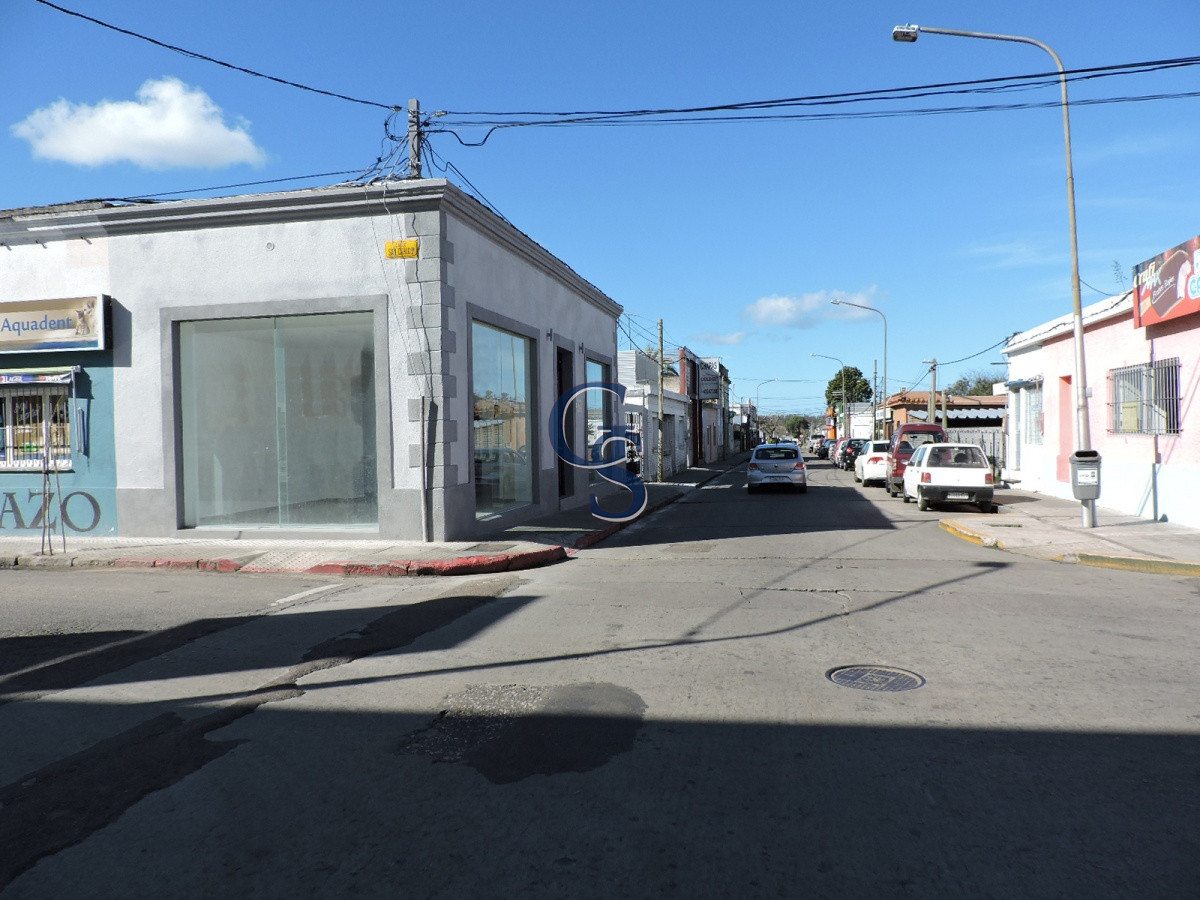 Local Comercial ID.296802 - LOCAL COMERCIAL ESQUINERO