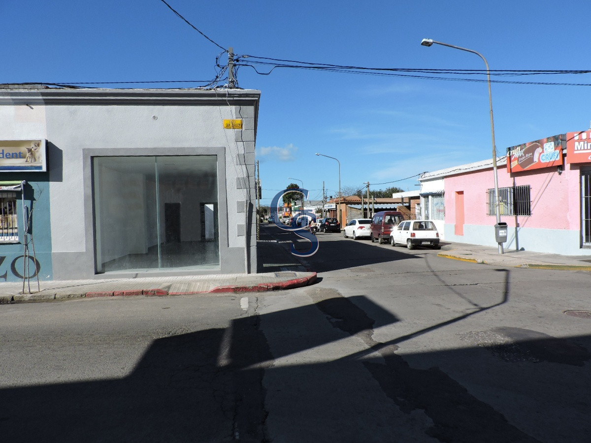 Local Comercial ID.296802 - LOCAL COMERCIAL ESQUINERO