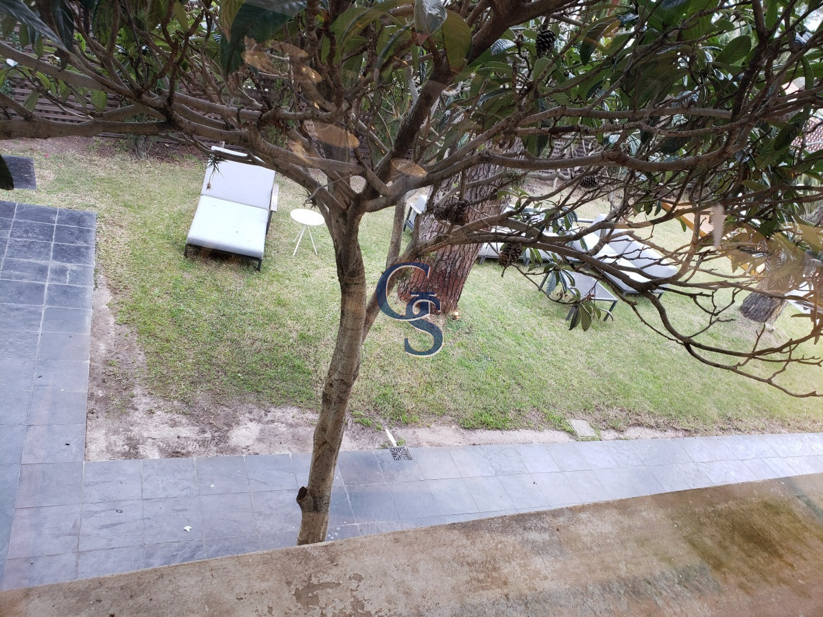 Local Comercial ID.298559 - Espectacular local con renta 