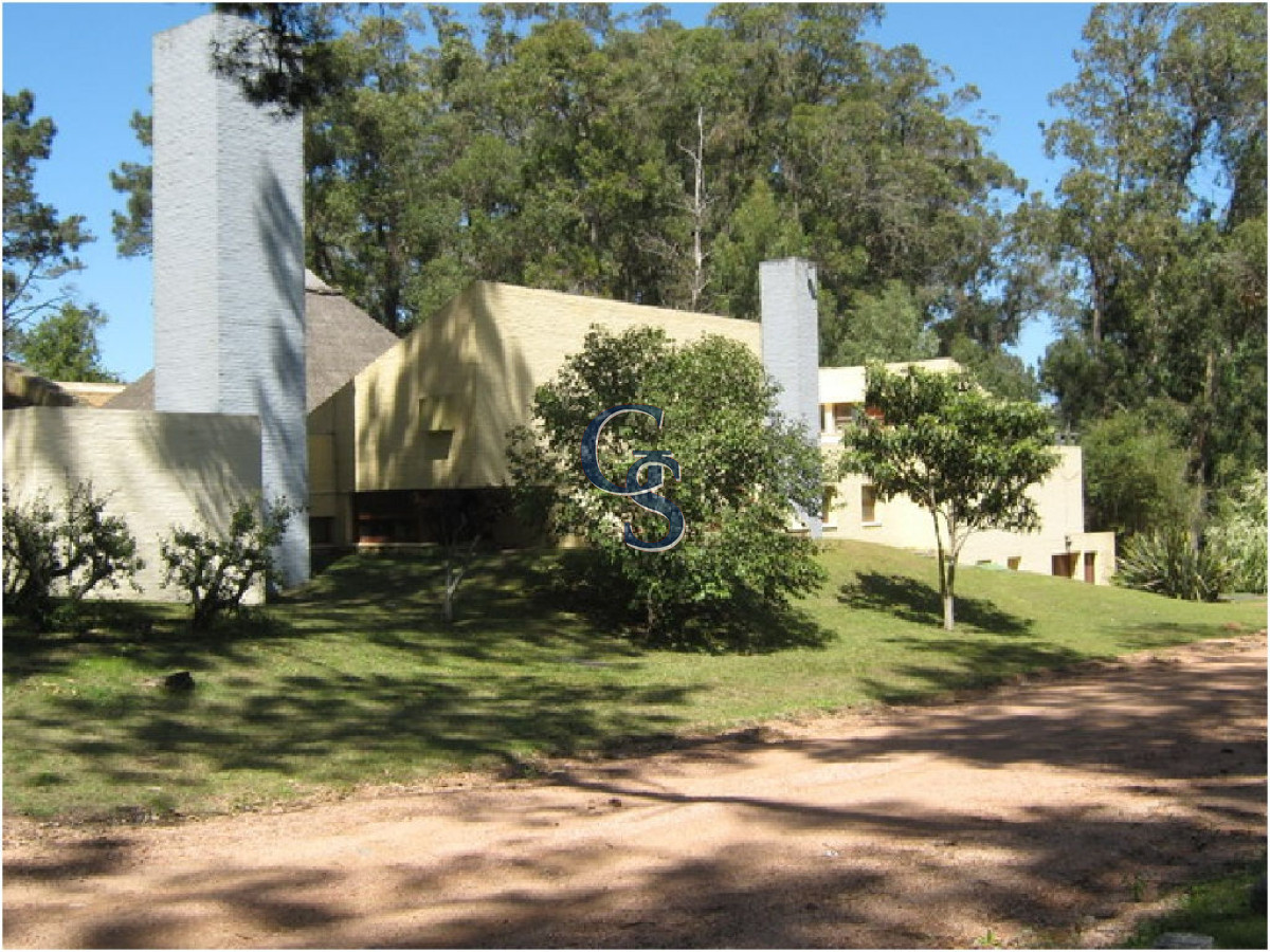 Local Comercial ID.296665 - Local en Punta del Este, San Rafael