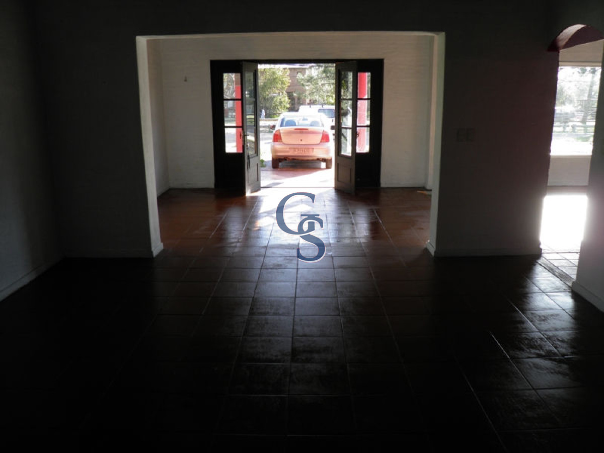 Local Comercial ID.296687 - Local en La Barra, La Barra