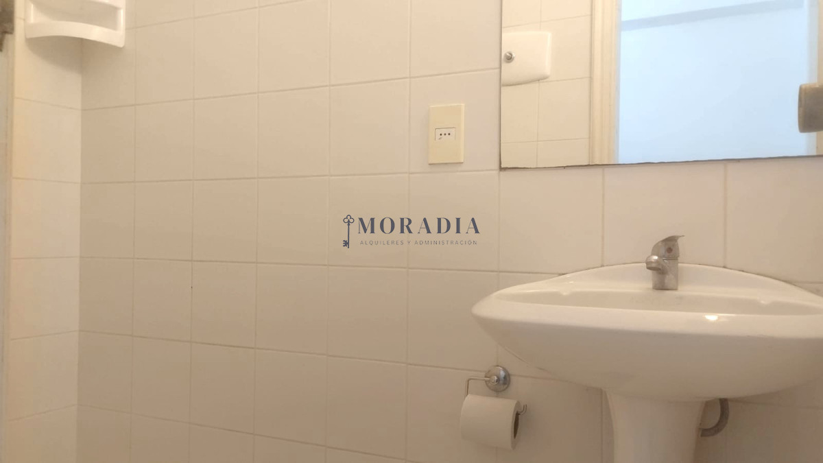 Casa ID.21 - ALQUILER ANUAL Casa 2 Dormitorios Roosevelt Pda 12
