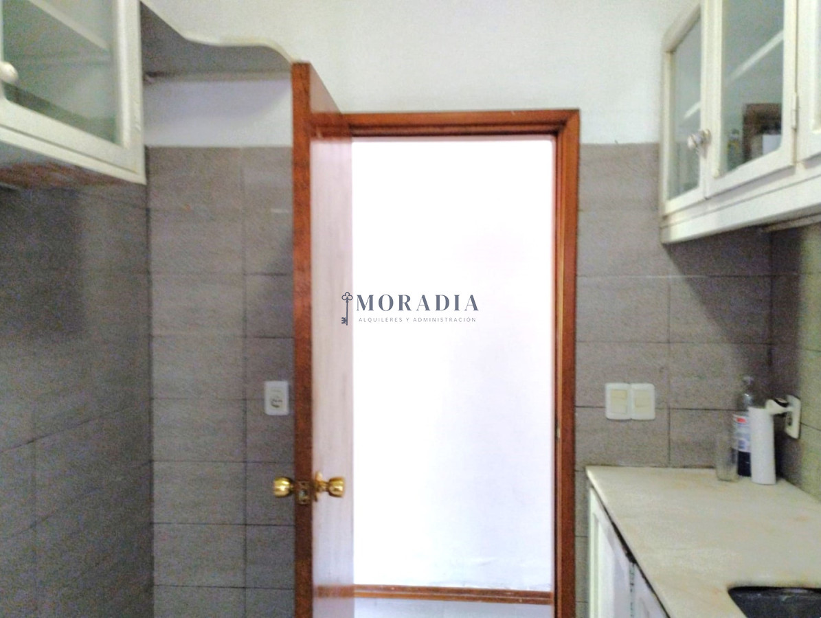 Casa ID.8 - CASA 3 Dormitorios con estufa a leña, parrillero y patio al frente