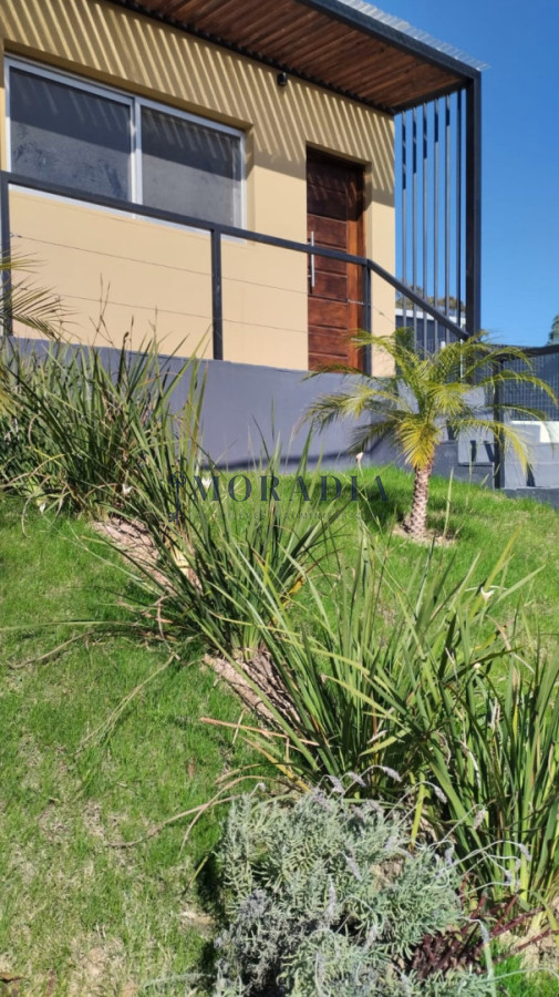 Casa ID.16 - Casa Dúplex en Altos de la Laguna de 2 Dormitorios con Estacionamiento y Parrillero