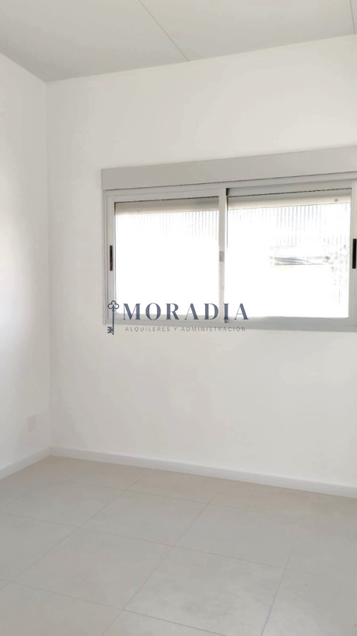 Casa ID.16 - Casa Dúplex en Altos de la Laguna de 2 Dormitorios con Estacionamiento y Parrillero
