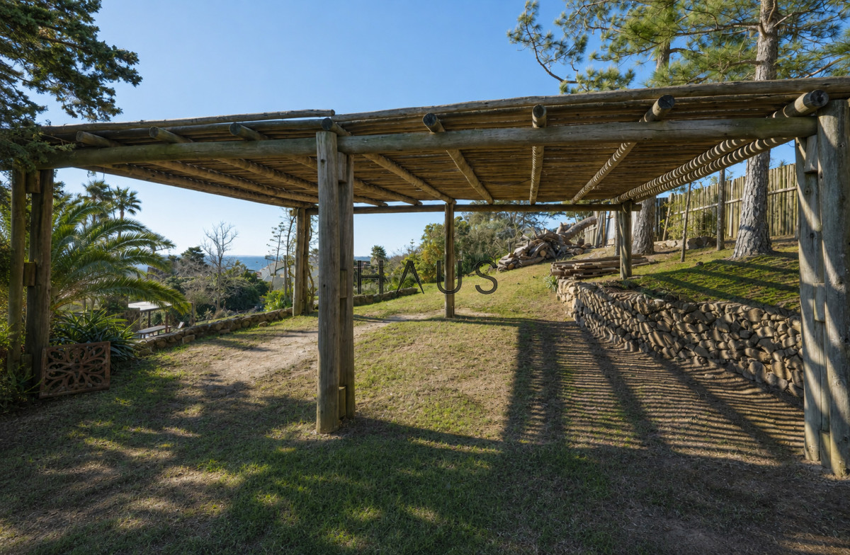 Casa ID.1040 - CASA EN VENTA PUNTA BALLENA · RINCONADA ALTA
