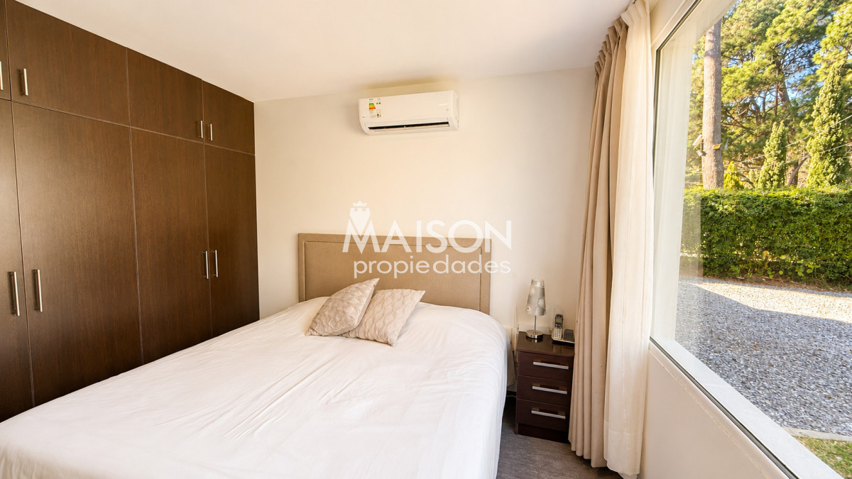 Casa ID.10 - Casa en Burnett | 4 dormitorios sobre 1.700 m² de terreno