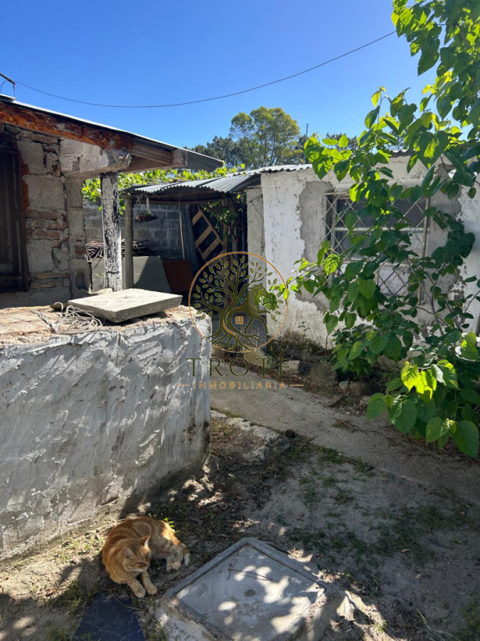 Casa ID.32 - Se vende  en Pinamar Norte 2 casas y 2 apto