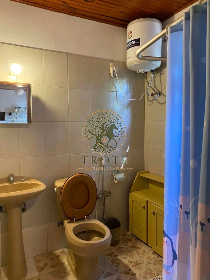 Casa ID.28 - Se Alquila Cabaña en el Pinar sur