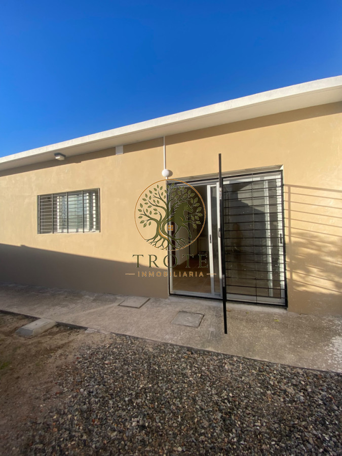 Casa ID.30 - Se Alquila casa  A Estrenar En La floresta Sur