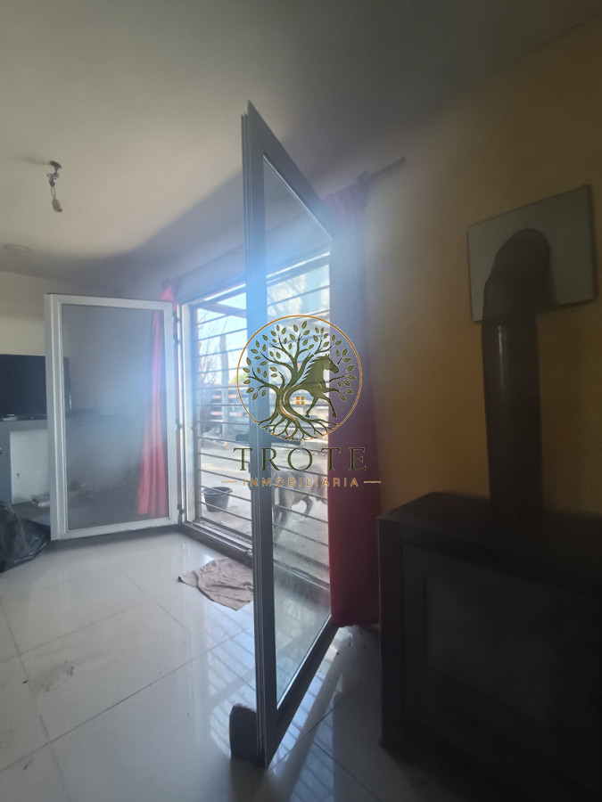 Casa ID.1 - Se Alquila casa por LUC