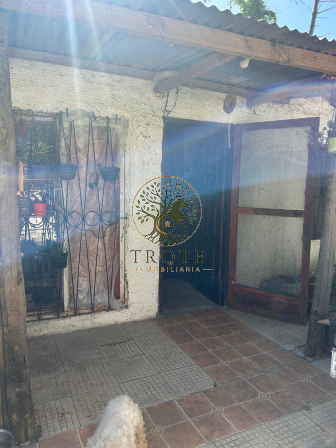 Casa ID.32 - Se vende  en Pinamar Norte 2 casas y 2 apto