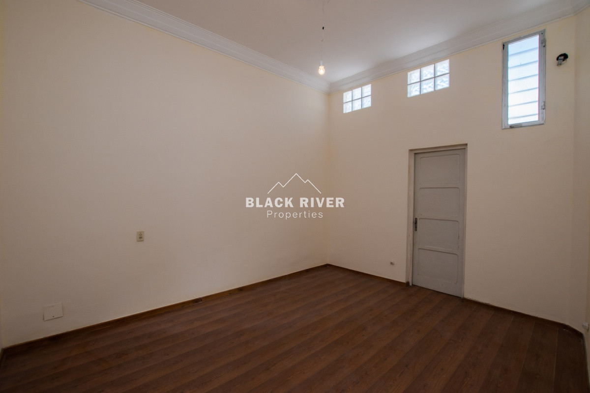 Casa ID.65586 - Venta casa 3 dormitorios 8 de octubre con garage 