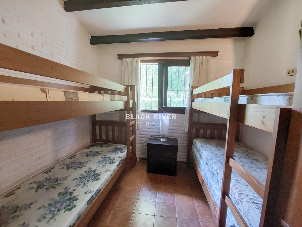 Casa ID.64388 - Venta de casa 4 dormitorios en San Rafael, Punta del Este