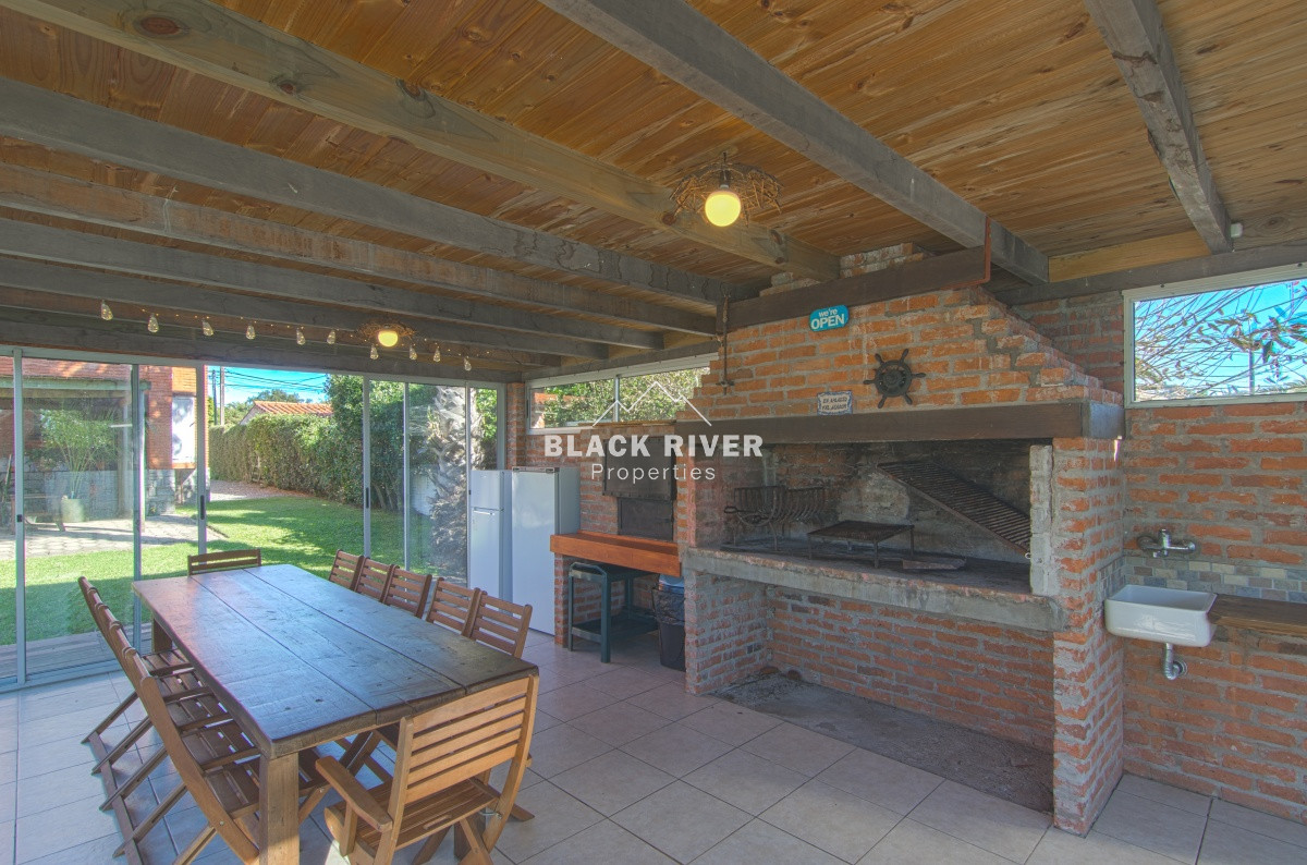 Casa ID.60561 - Casa en venta con Piscina en el FARO Península de PUNTA DEL ESTE