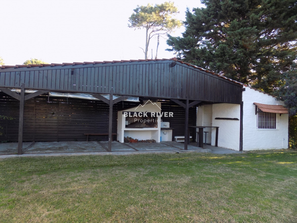 Casa ID.59011 - Casa en alquiler anual, Punta del Este, Jardines de córdoba 