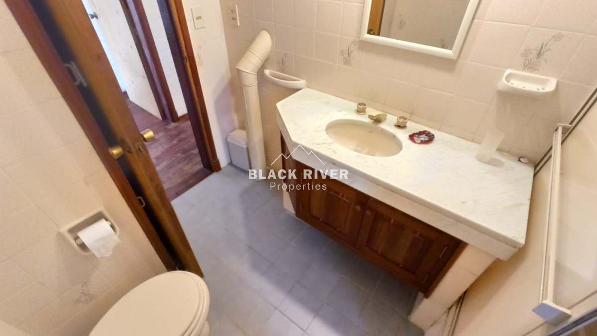 Casa ID.64391 - ALQUILER ANUAL CASA DE 4 DORMITORIOS EN PLAYA BRAVA, PUNTA ESTE