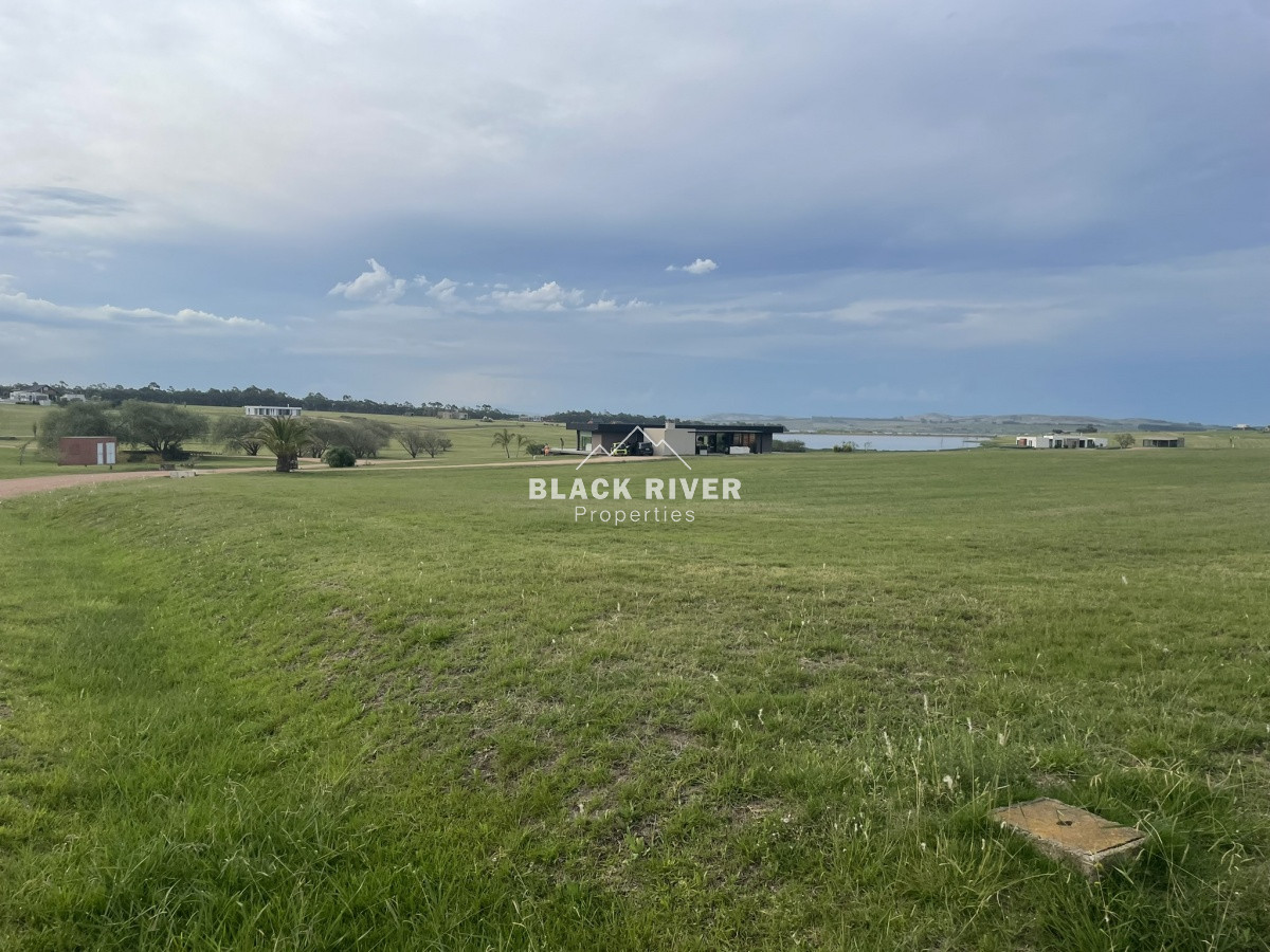 Casa ID.66057 - VENTA CASA DE 2 DORMITORIOS EN LAGUNA DE LOS CISNES, MALDONADO