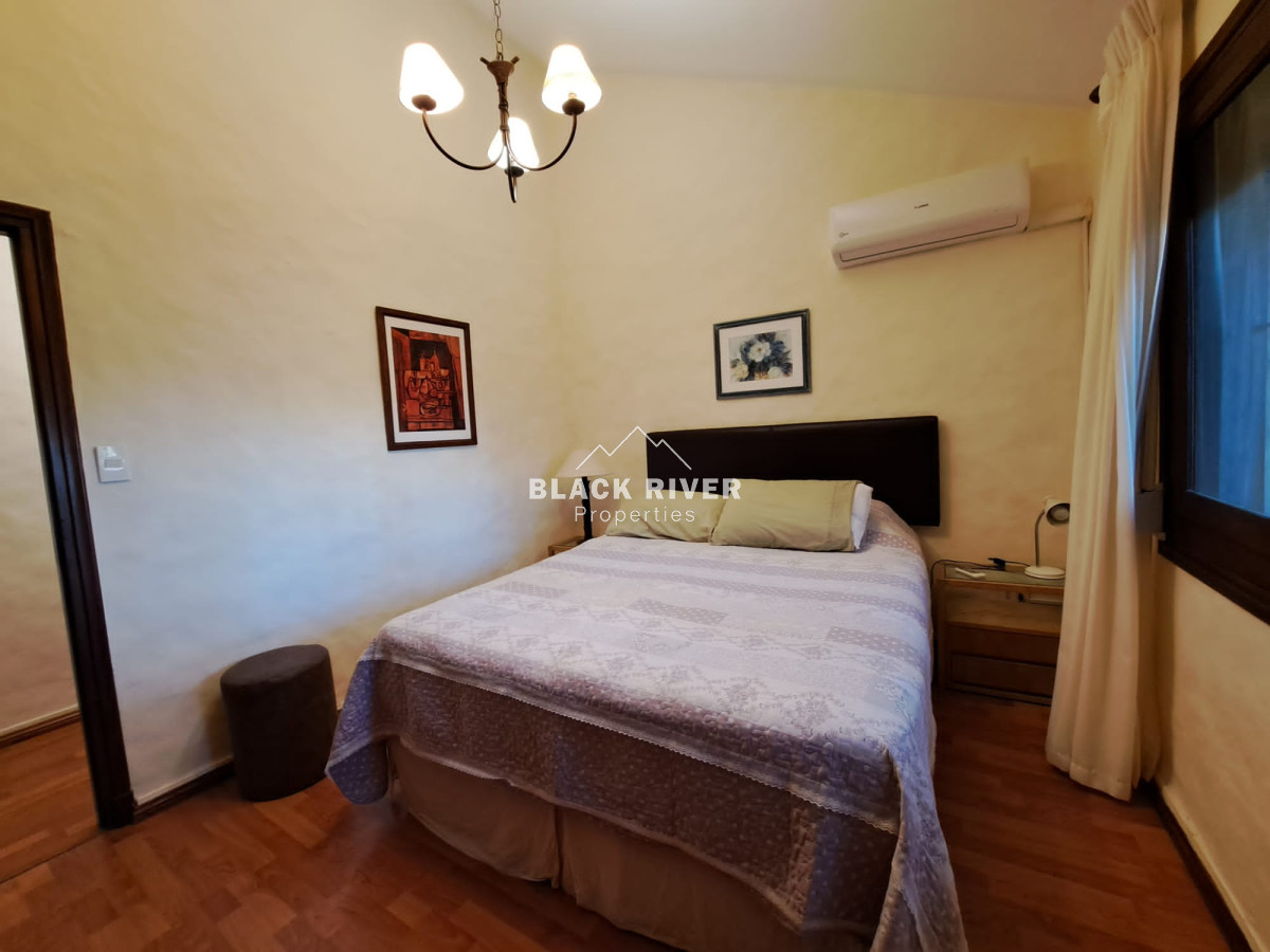 Casa ID.66386 - Casa en venta de 4 Dormitorios y 3 Baños en San Rafael