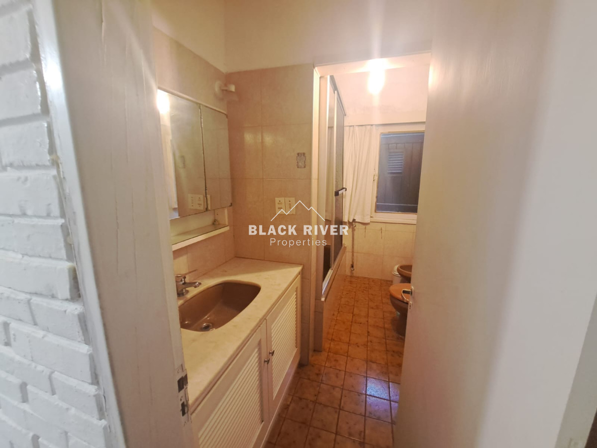 Casa ID.66373 - CASA CON PISCINA EN OPORTUNIDAD EN VENTA CANTEGRIL PUNTA DEL ESTE