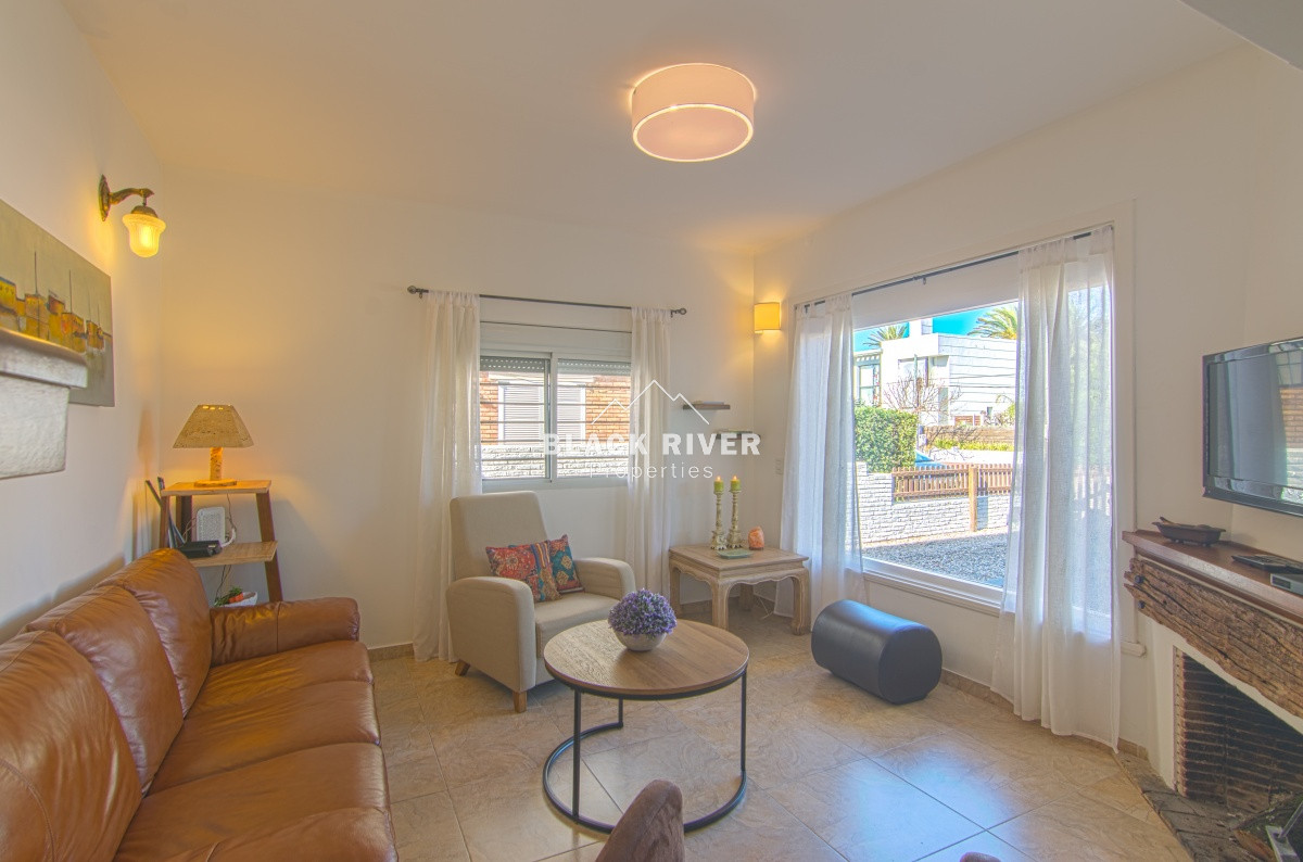 Casa ID.60561 - Casa en venta con Piscina en el FARO Península de PUNTA DEL ESTE