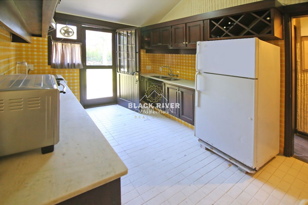 Casa ID.65721 - Venta casa de 3 dormitorios con piscina Punta del Este