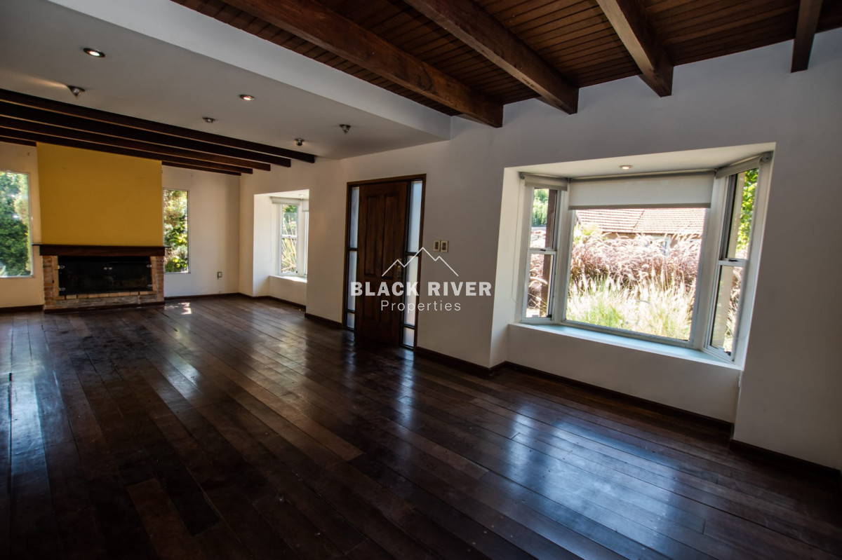 Casa ID.65964 - Venta casa 3 dormitorios con piscina en barrio privado Quintas del bosque 