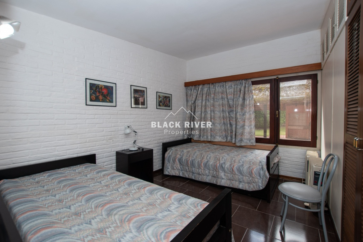 Casa ID.58066 - VENTA DE CASA EN PLAYA MANSA A METROS DEL MAR.
