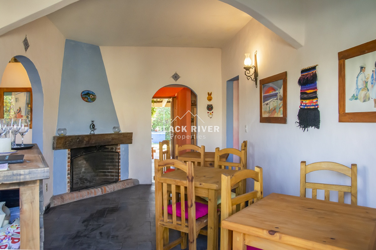 Casa ID.64305 - Gran casa con potencial en venta centro de la barra a metros de la Ruta 