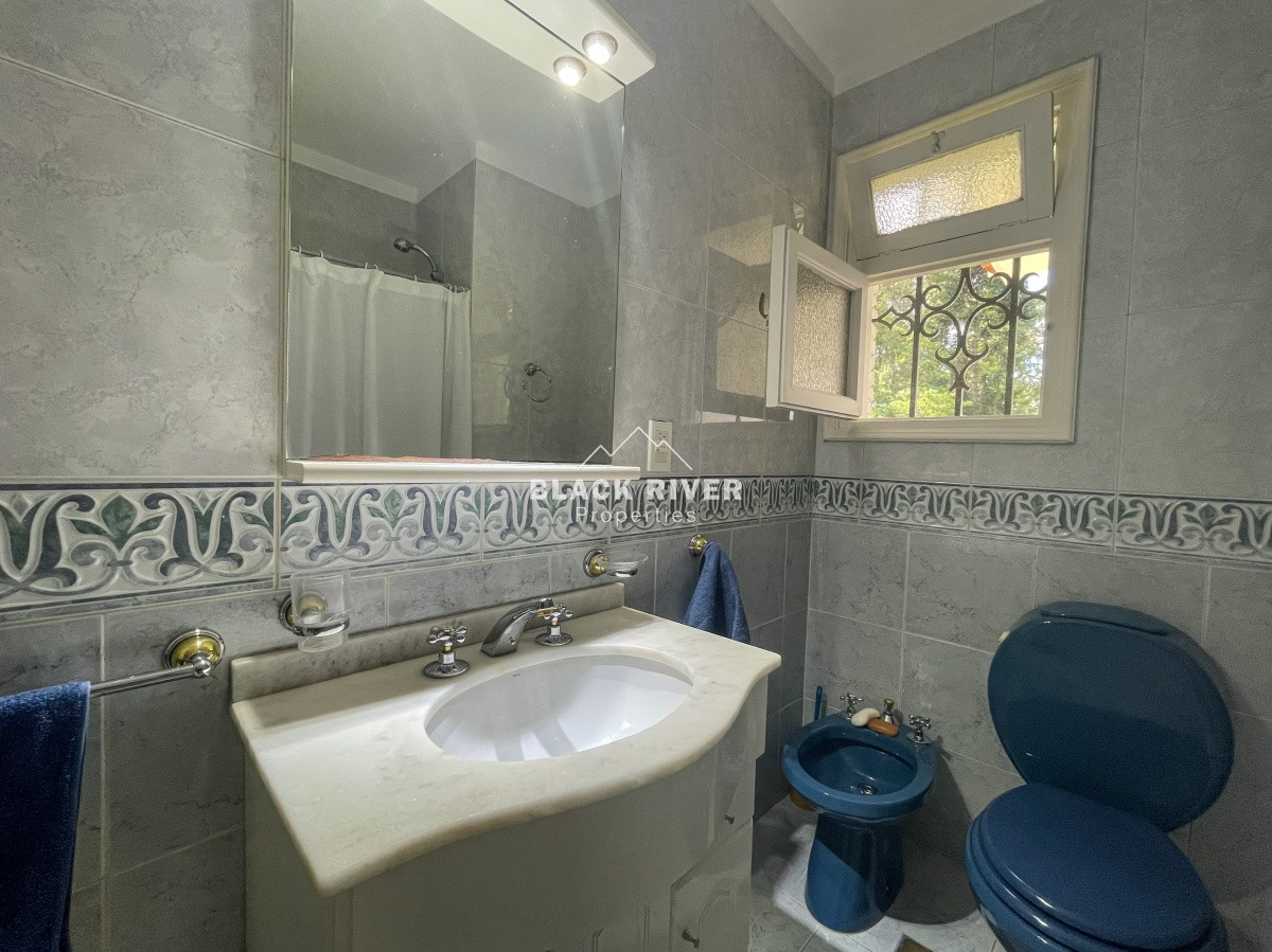 Casa ID.65089 - Casa en Venta barrio  Cantegril Punta del Este