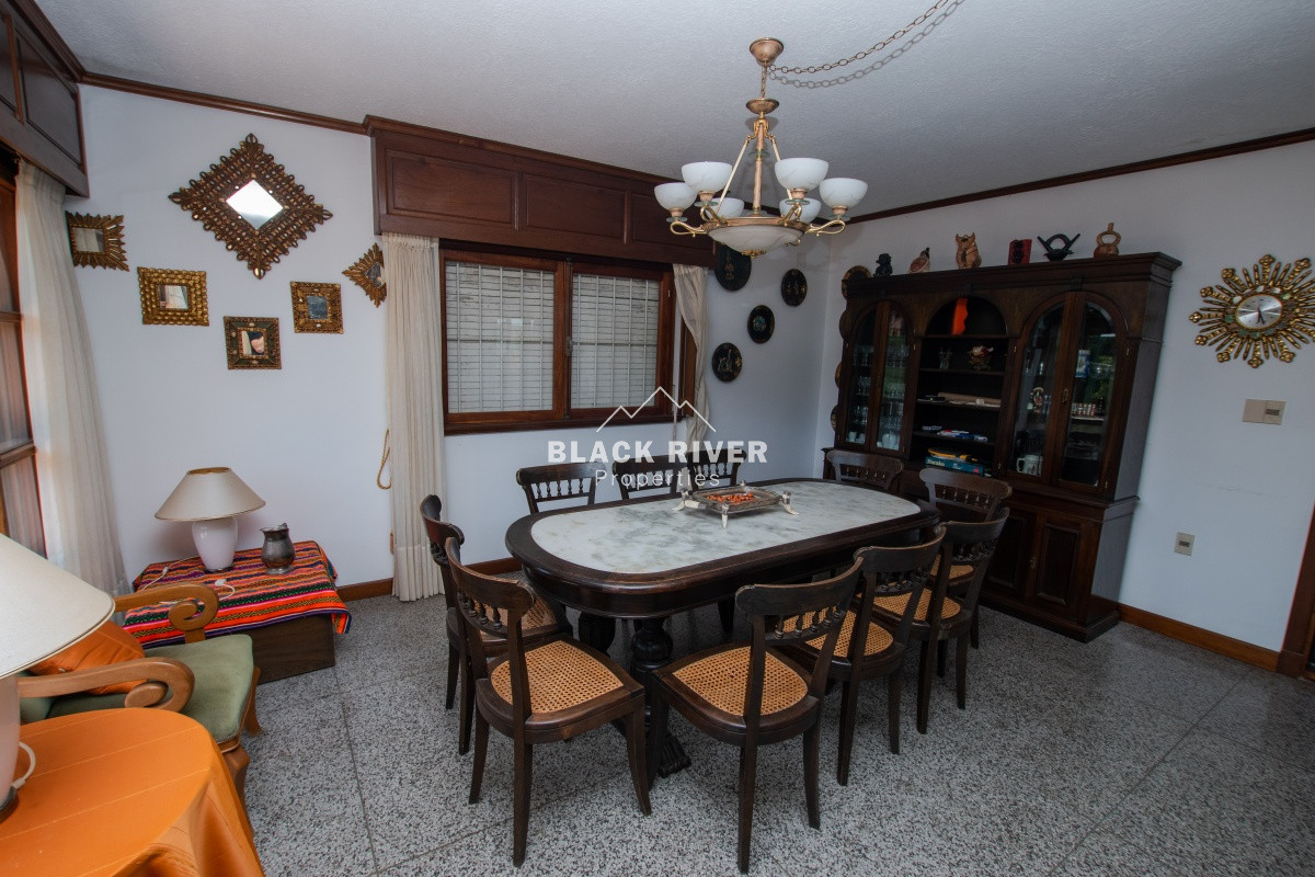 Casa ID.65945 - Casa en venta 3 dormitorios en la mansa cerca del mar. 