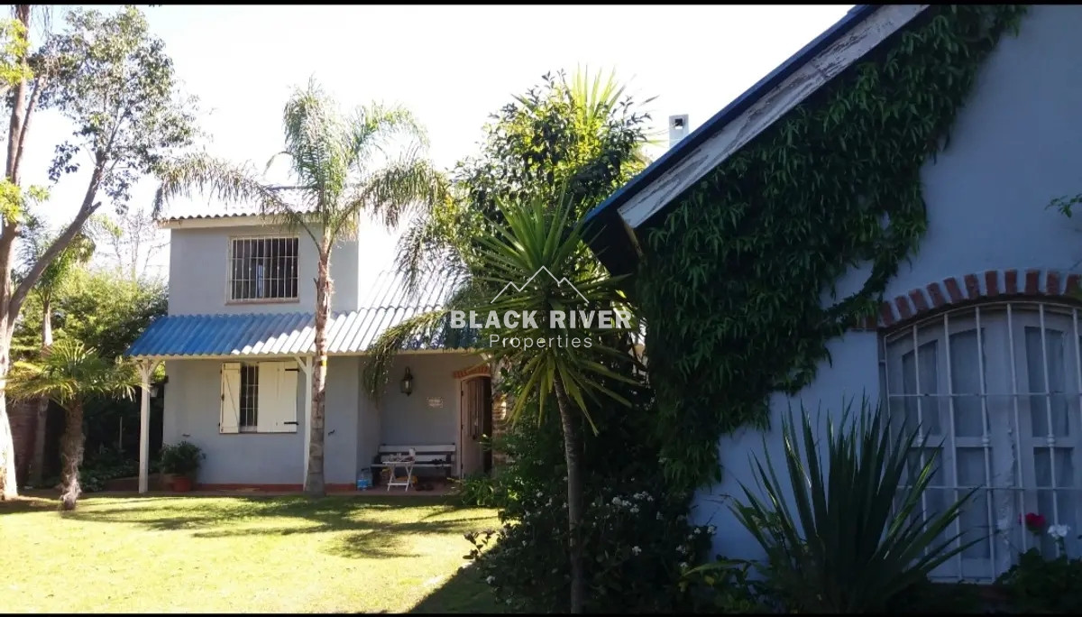 Casa ID.60618 - Venta de Casa en Rincon de Indio de 3 dormitorios, Punta del Este. Parada 23. 