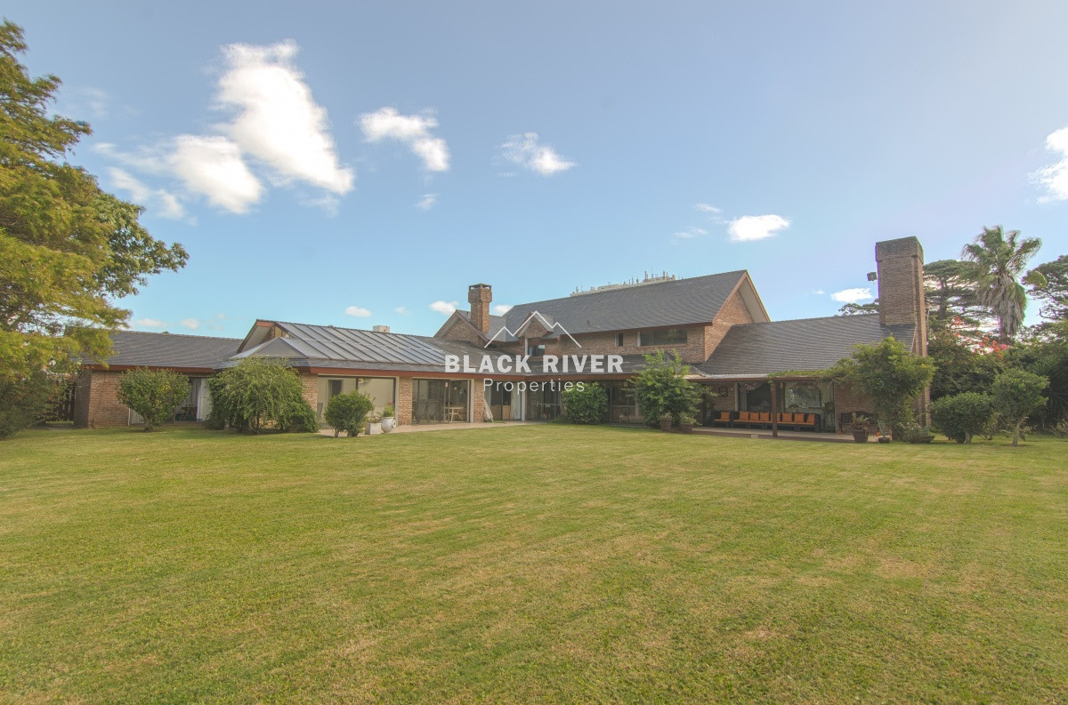 Casa ID.64122 - Casa en Venta Punta del Este