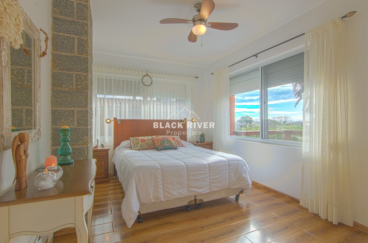 Casa ID.60561 - Casa en venta con Piscina en el FARO Península de PUNTA DEL ESTE