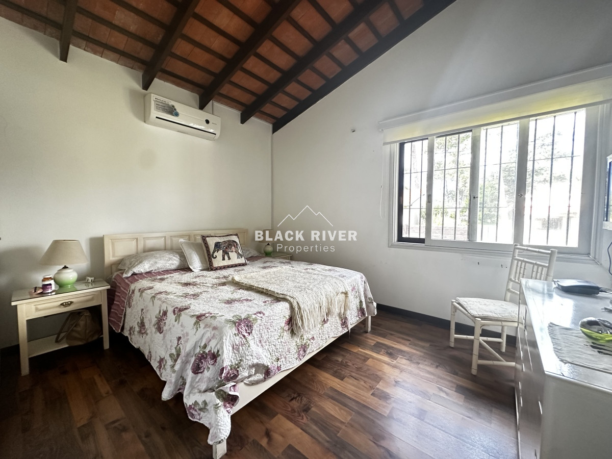 Casa ID.58345 - Casa en venta Cantegril Punta del Este