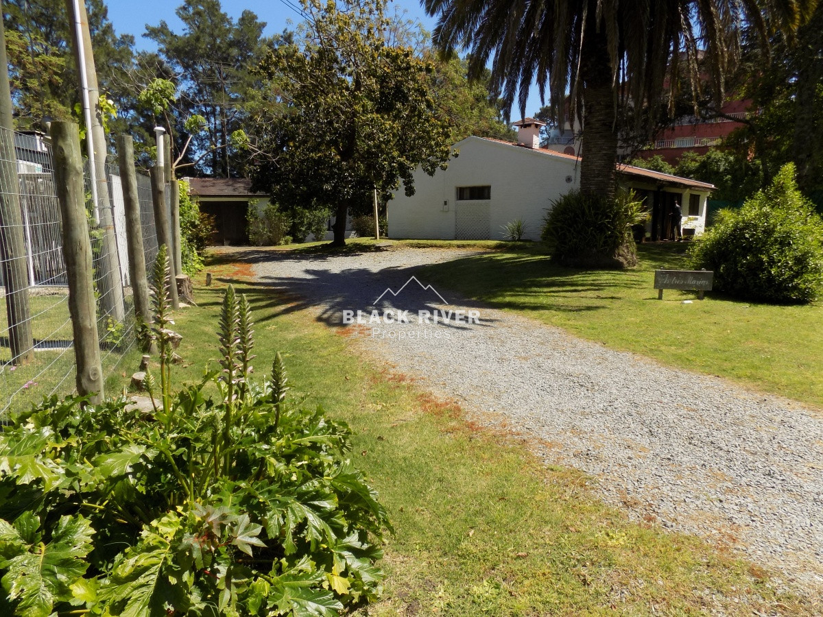 Casa ID.64388 - Venta de casa 4 dormitorios en San Rafael, Punta del Este