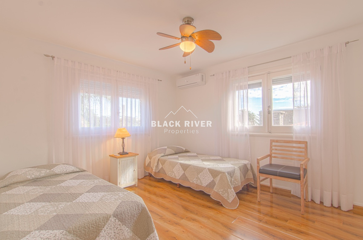 Casa ID.60561 - Casa en venta con Piscina en el FARO Península de PUNTA DEL ESTE