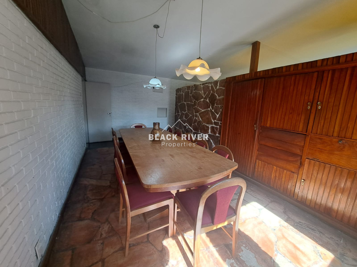 Casa ID.66373 - CASA CON PISCINA EN OPORTUNIDAD EN VENTA CANTEGRIL PUNTA DEL ESTE