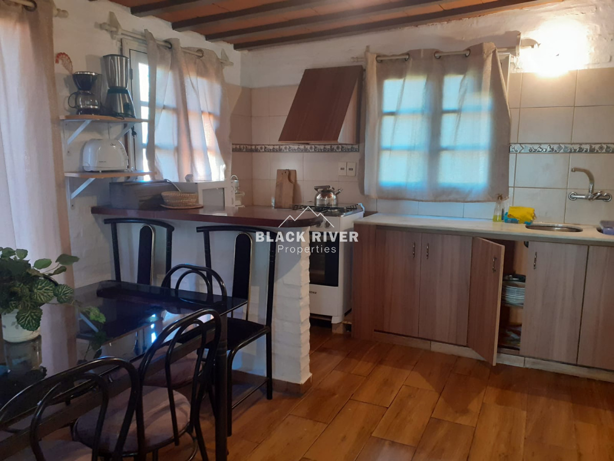 Casa ID.64545 - Venta casa 3 dormitorios y 2 baños a 100 mts del mar