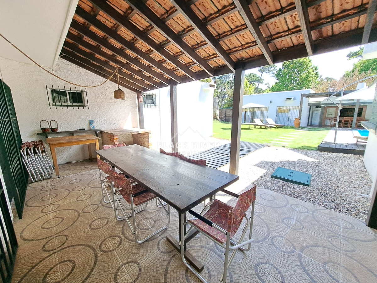 Casa ID.59811 - casa en venta en Cantegril Punta del Este