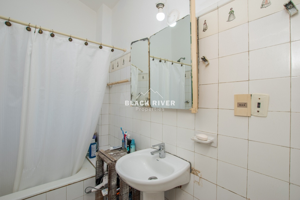 Casa ID.65628 - Vendo casa 2 dormitorios en esquina San Rafael, amplio terreno