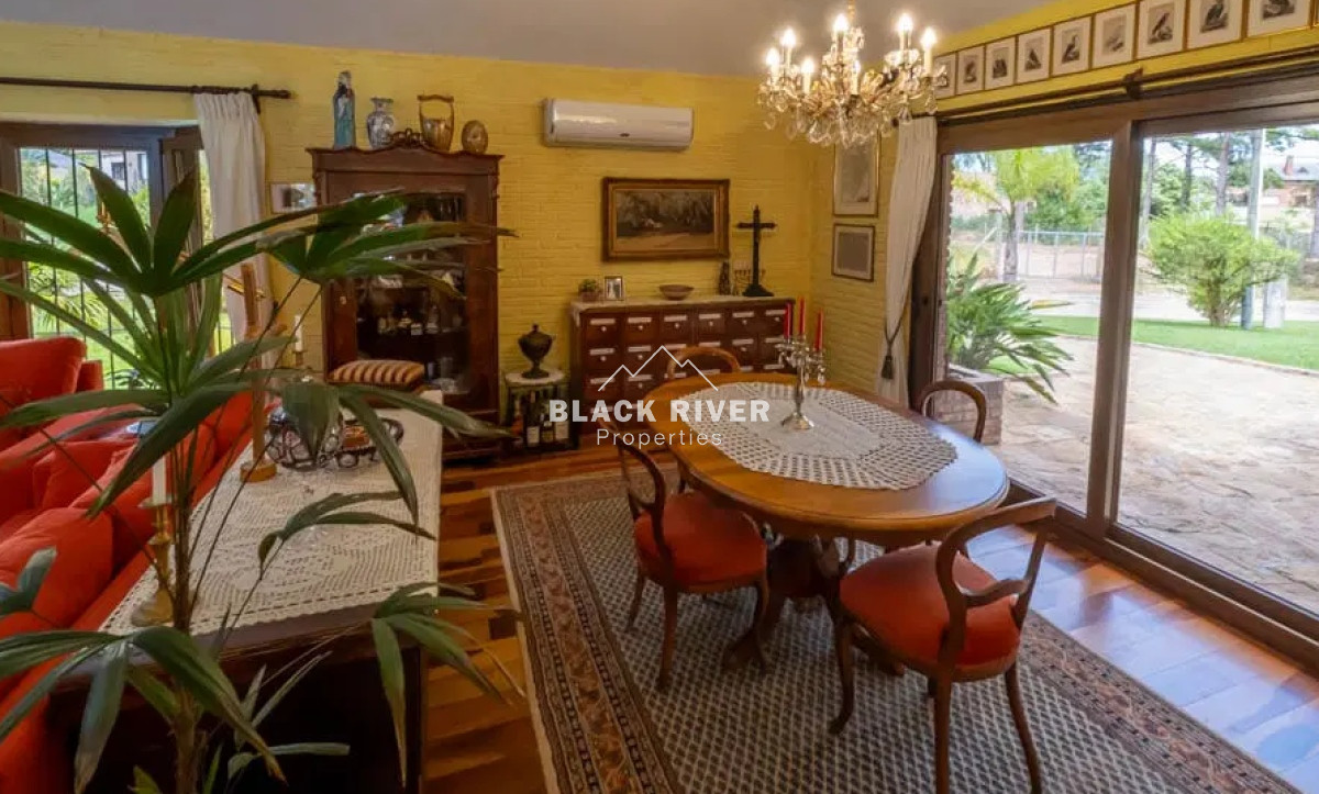 Casa ID.66768 - Casa en Venta  Jardines de cordoba Punta del Este