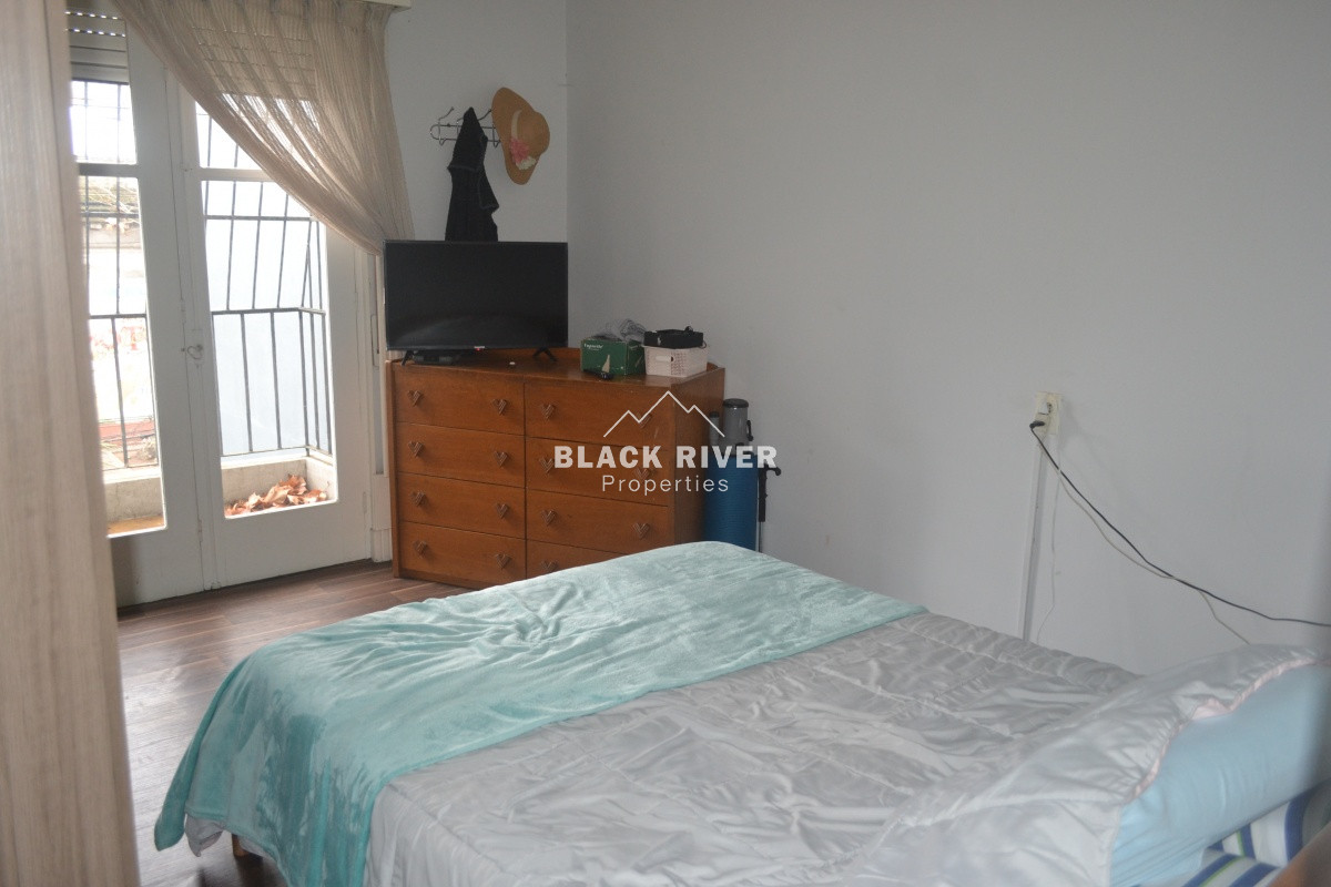 Casa ID.64229 - Oportunidad en barrio La Unión, venta de casa espaciosa, 3 dormitorios