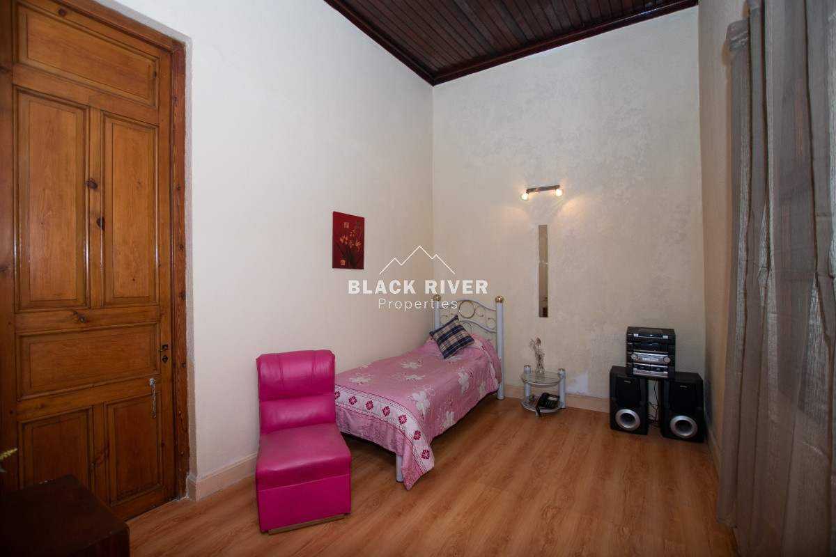 Casa ID.65597 - Venta casa 4 dormitorios patio mas garaje Goes  